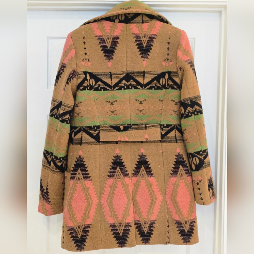 Women's Geometric Toggle Utility Jacket - image 2